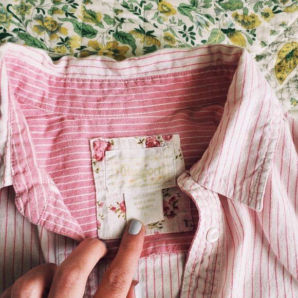 Pink and white pinstriped button down shirt - Picture 3 of 4